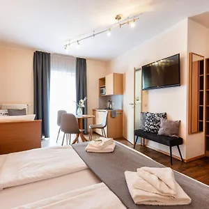 Gaestehaus Zehmerhof Bei Erding Germany